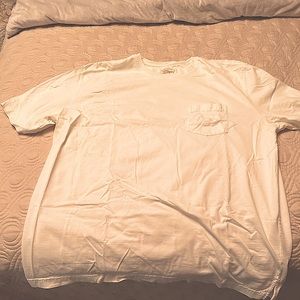 Tommy Bahama White tee XL